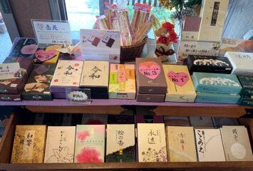 きずな館、仏壇店店内イメージ画像